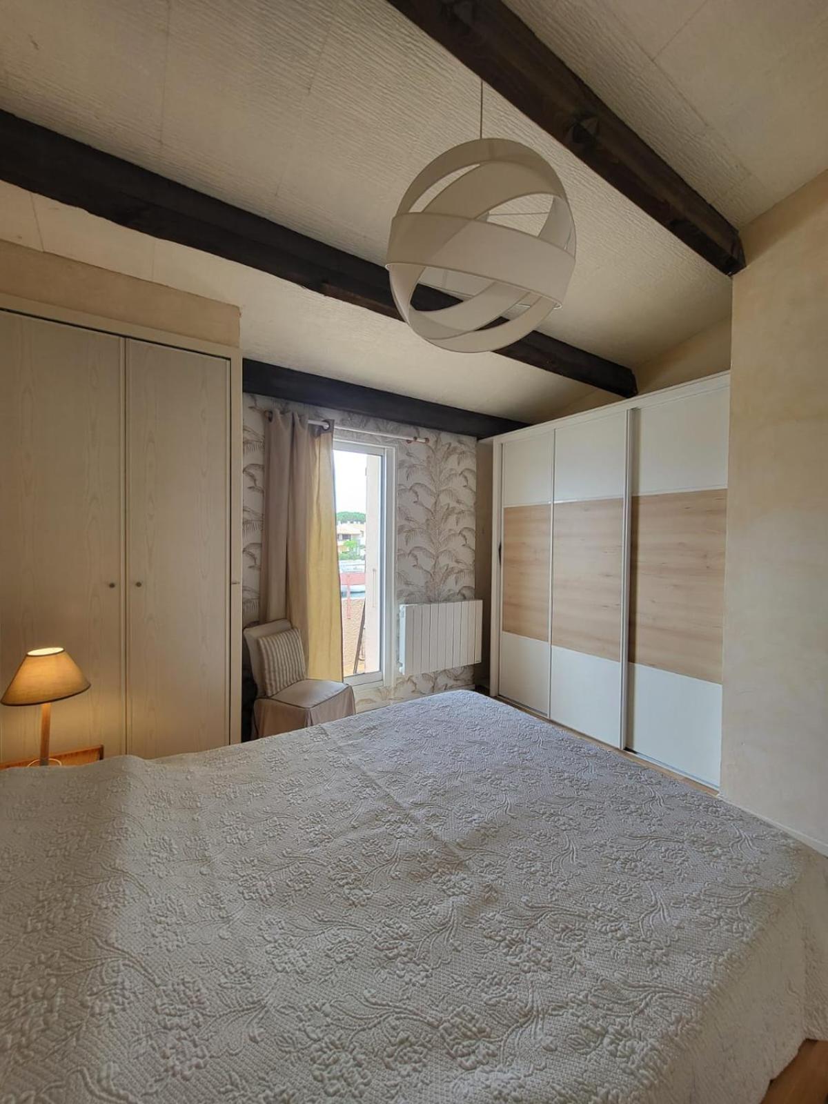 סן סיפריאן Villa Aux Capellans Sur La Marina Pour 4 Personnes - Vue Marina - Parking - Plage A 5 Min A Pied מראה חיצוני תמונה