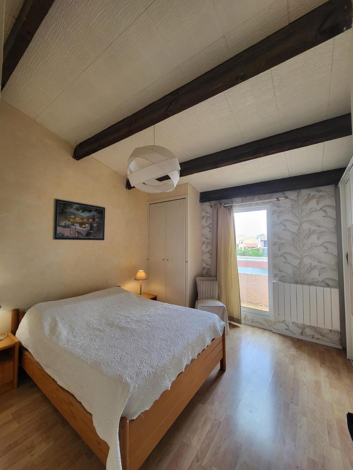 סן סיפריאן Villa Aux Capellans Sur La Marina Pour 4 Personnes - Vue Marina - Parking - Plage A 5 Min A Pied מראה חיצוני תמונה